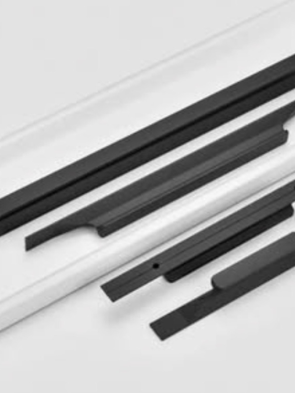 Black matte SHOZAFIA cabinet handles (10) - NEW